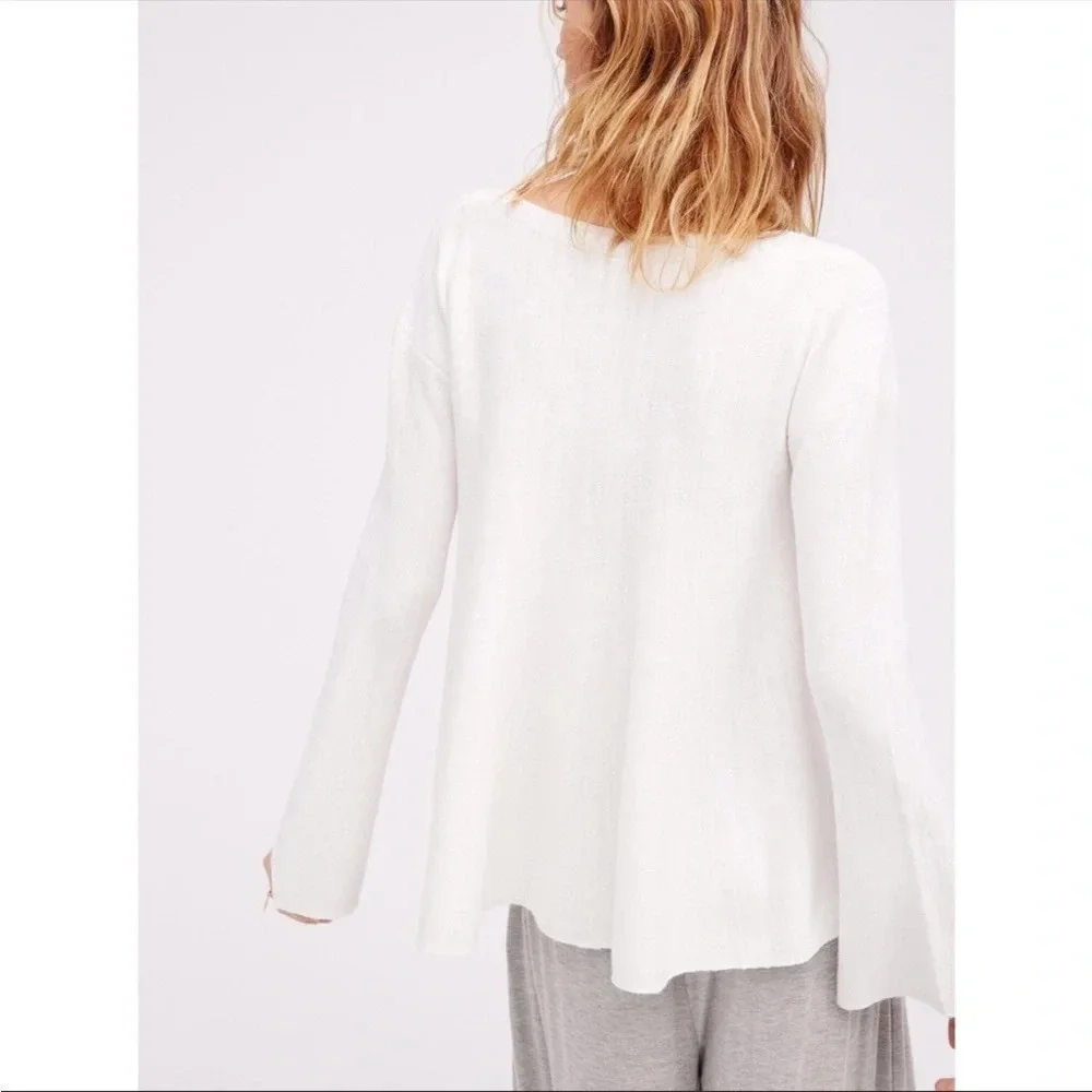 Free People White Bell Sleeve Plunging Neckline Sundae Sweater Size Small